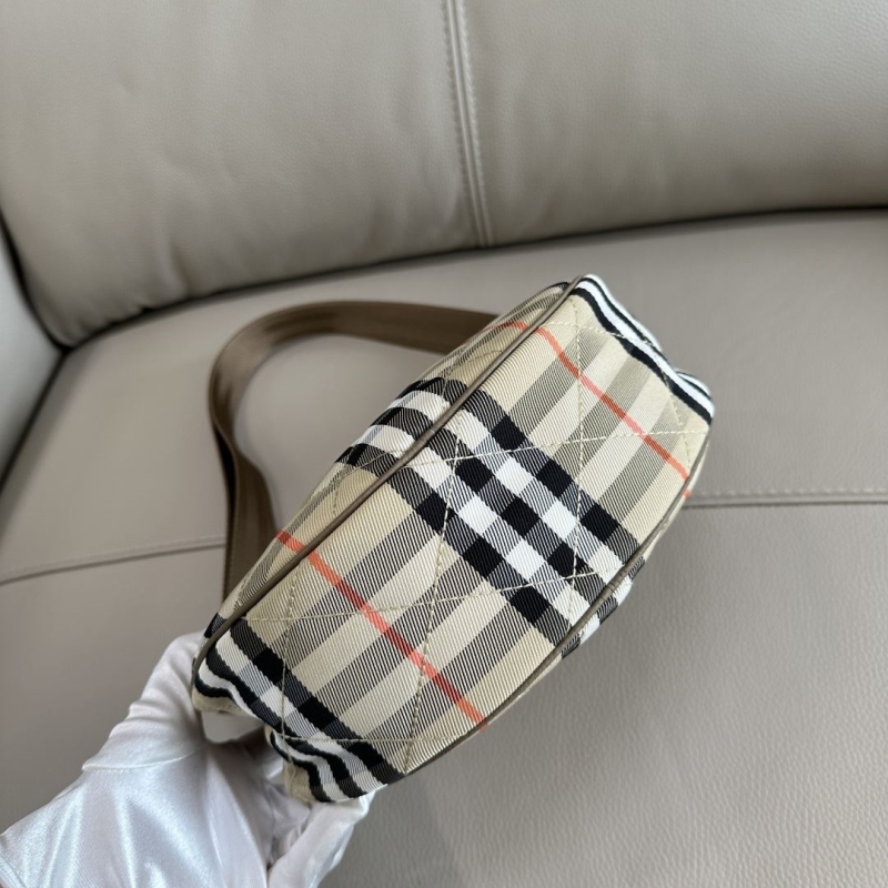 Bv*b*rry hobo bags
